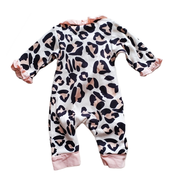 Preemie Baby Girls Cheetah Romper 4 Pc Set Size Preemie (48) - Picture 4 of 16